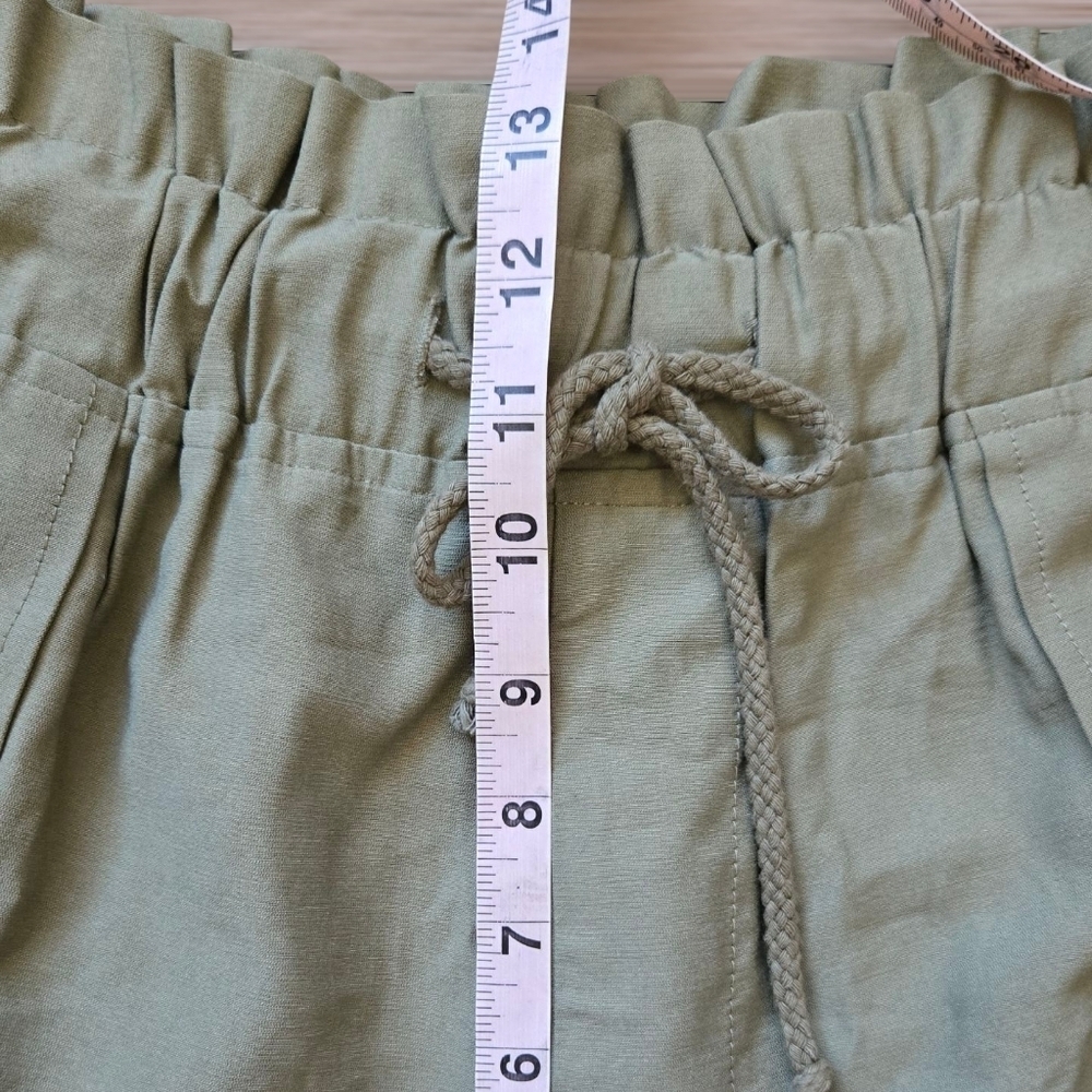 Forever 21 Olive Paperbag Drawstring Shorts Size Large - Picture 6 of 10